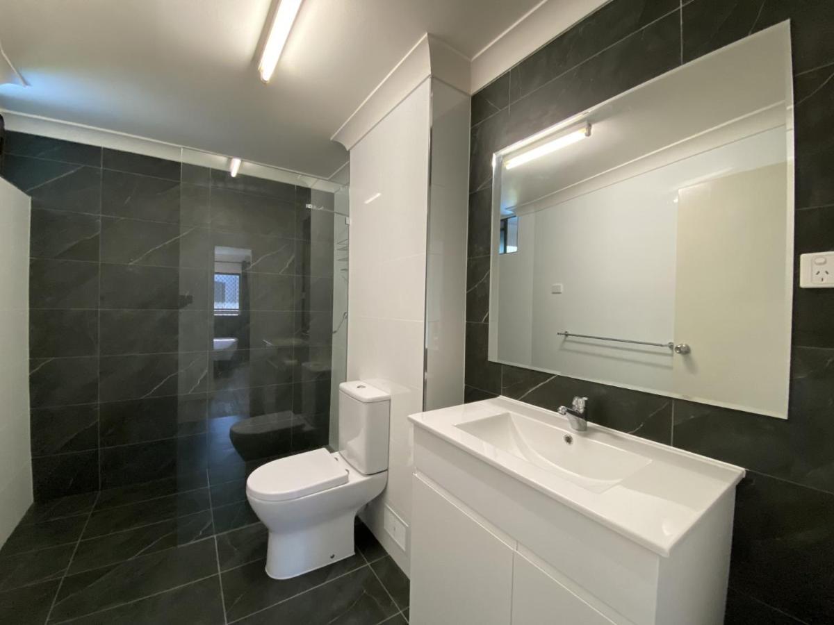 Budget-savvy Travellers, Residential Style Two-bedroom Apartment, Self Check-in Apartment